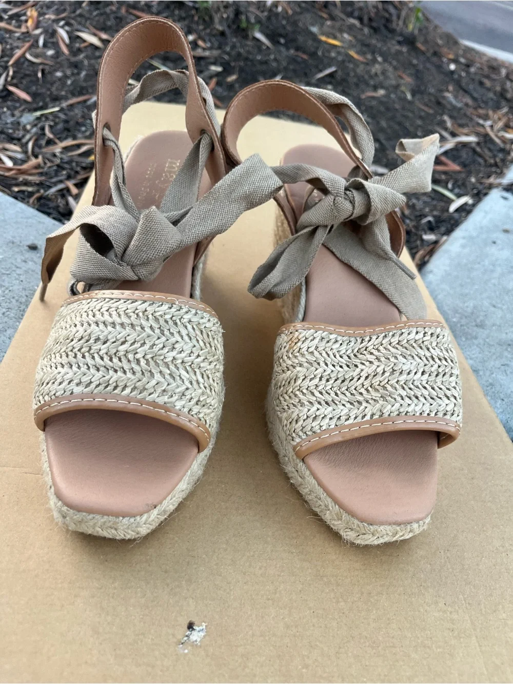 Maypol neutral tan
